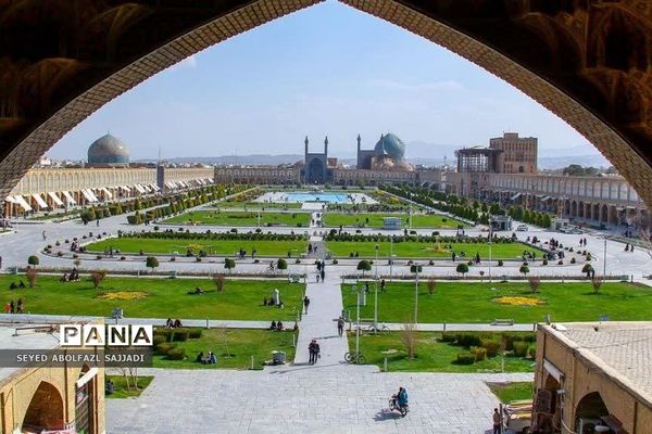 میدان نقش جهان جلوه‌گر معماری ایرانی اسلامی