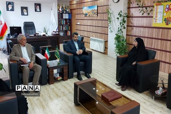 دیدار نوروزی مدیران شهرستان فیروزکوه با فرماندار