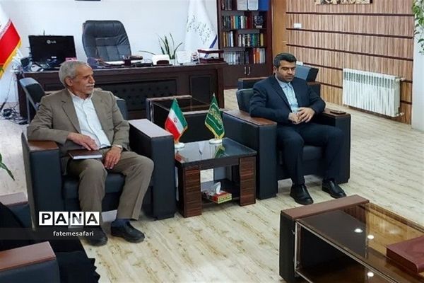 دیدار نوروزی مدیران شهرستان فیروزکوه با فرماندار