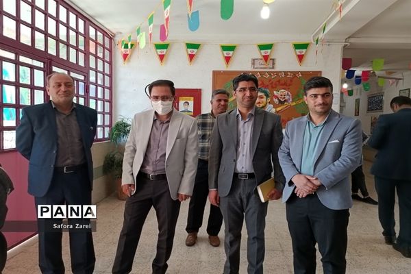 بازدید کارشناسان معاونت گردشگری استانداری فارس از ستاد اسکان مسافران نوروزی ناحیه چهار شیراز