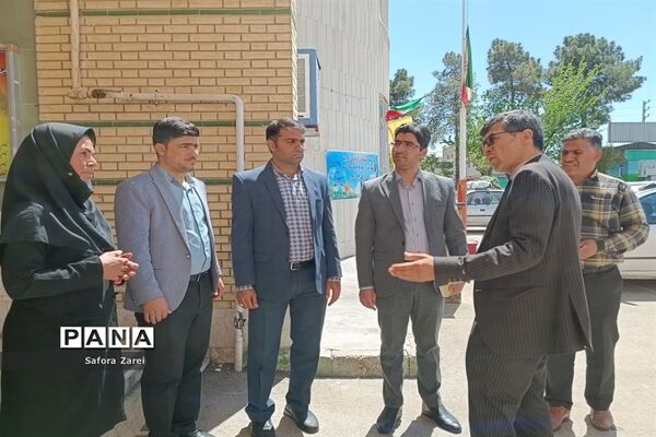 بازدید کارشناسان معاونت گردشگری استانداری فارس از ستاد اسکان مسافران نوروزی ناحیه چهار شیراز