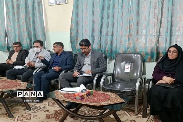 بازدید کارشناسان معاونت گردشگری استانداری فارس از ستاد اسکان مسافران نوروزی ناحیه چهار شیراز