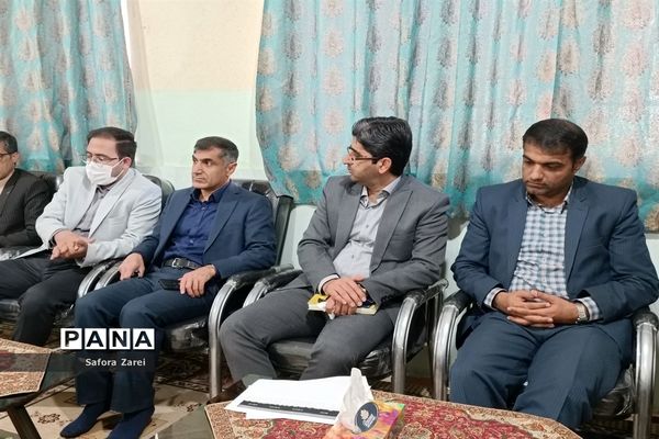 بازدید کارشناسان معاونت گردشگری استانداری فارس از ستاد اسکان مسافران نوروزی ناحیه چهار شیراز