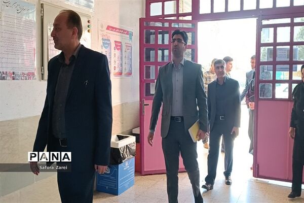 بازدید کارشناسان معاونت گردشگری استانداری فارس از ستاد اسکان مسافران نوروزی ناحیه چهار شیراز