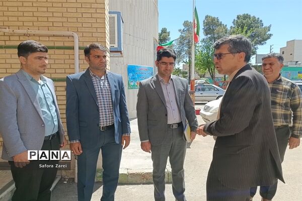 بازدید کارشناسان معاونت گردشگری استانداری فارس از ستاد اسکان مسافران نوروزی ناحیه چهار شیراز