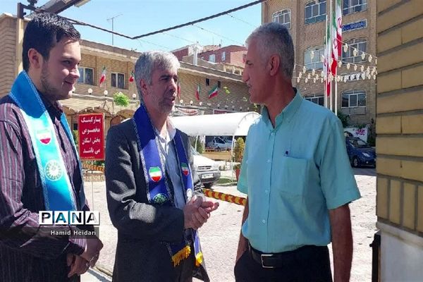 تکریم زائران نوروزی توسط مسئولان سازمان دانش‌آموزی