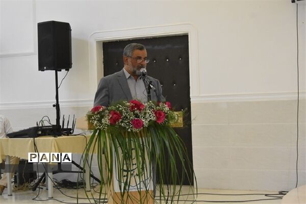 نشست مشترک استاندار یزد با جمعی از فرهیختگان شهرستان بهاباد
