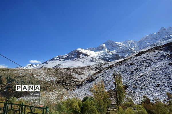 چشمه ماری جاذبه‌ای دیدنی  در شهرستان بویین و میاندشت