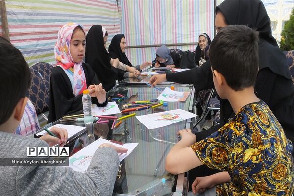 برگزاری پویش پرچم به مناسبت ۱۲ فروردین  در شهرستان پیشوا