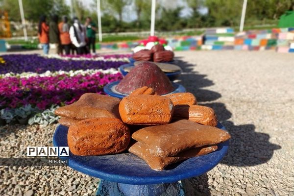 جلوه‌های نوروز در بوستان‌های قم