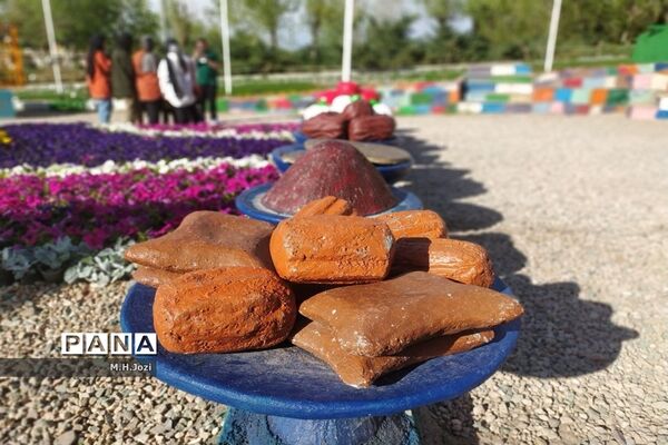جلوه‌های نوروز در بوستان‌های قم