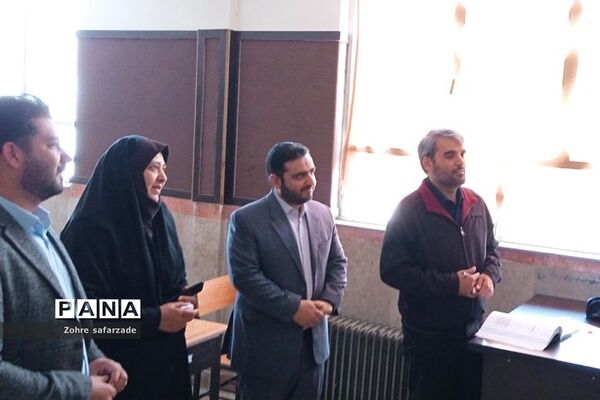 حضور مدیرکل آموزش و پرورش شهرستان‌های استان تهران در رودهن