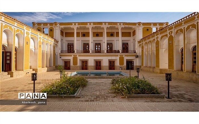 عمارت قجری یکی از جاذبه‌های گردشگری ابرکوه به روایت خبرنگار پانا/فیلم