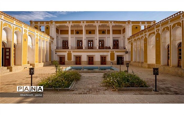 عمارت قجری یکی از جاذبه‌های گردشگری ابرکوه به روایت خبرنگار پانا/فیلم