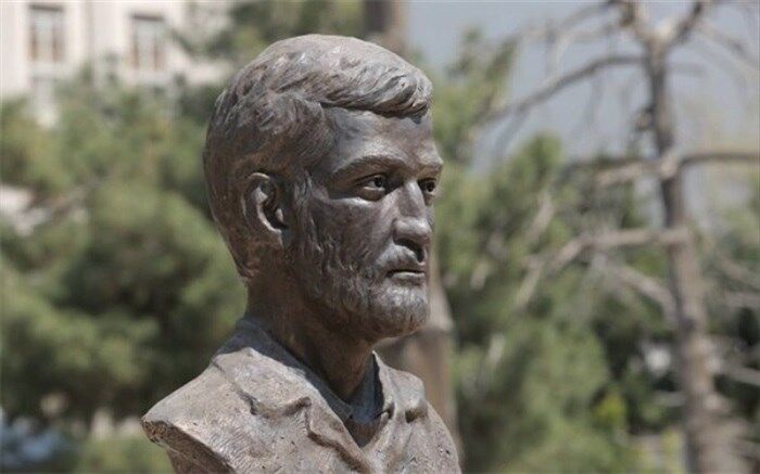 سردیس حاج احمد متوسلیان به زودی رونمایی می‌شود