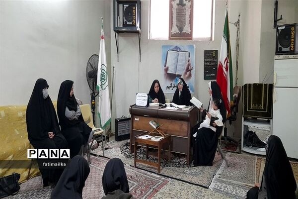 برگزاری مسابقه قرائت قرآن فرهنگیان در شهرستان فیروزکوه