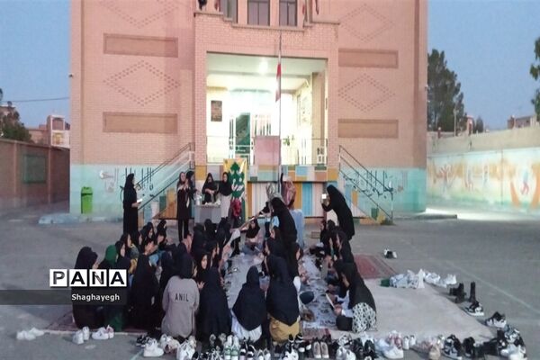 جشن ولادت امام حسن مجتبی «ع» و توزیع افطاری بین روزه‌داران در دبیرستان عدالت جوادآباد