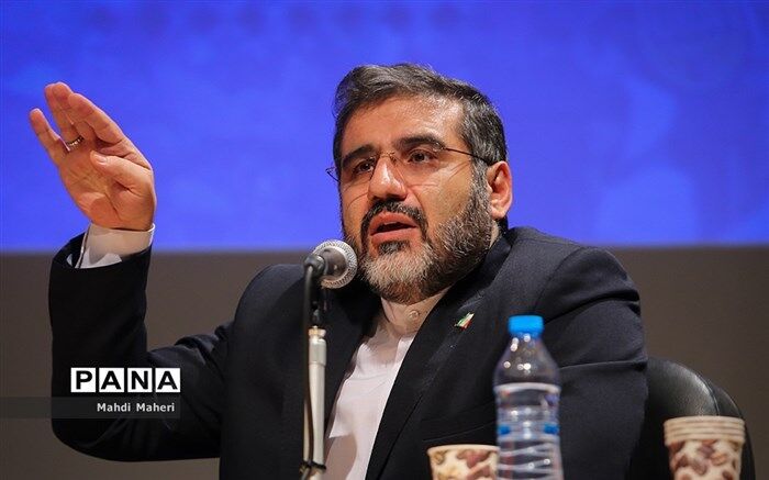 فرهنگ و تعالیم قرآنی در صدر وظایف دولت مردمی است