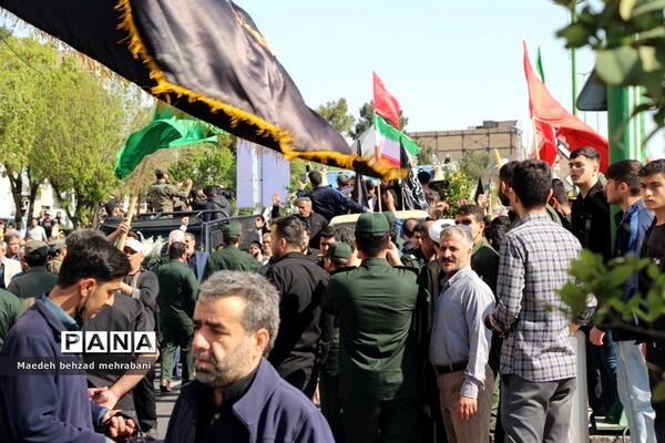تشییع شهید مدافع حرم میلاد حیدری در شهرستان قرچک