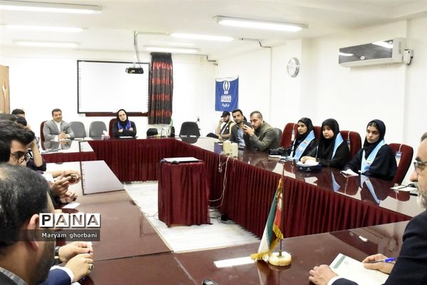 دیدار نماینده مجلس شورای اسلامی با اعضای سازمان دانش‌آموزی مازندران