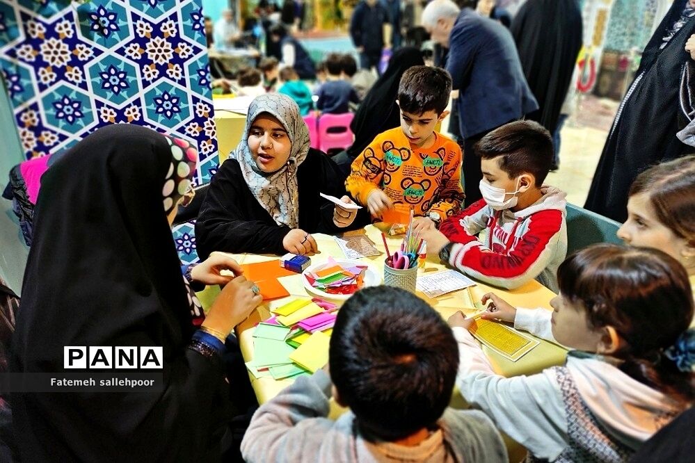 برگزاری نمایشگاه قرآن در سومین روز با حضور معاون پرورشی وزیر آموزش‌وپرورش