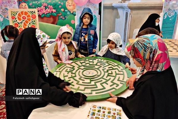 برگزاری نمایشگاه قرآن در سومین روز با حضور معاون پرورشی وزیر آموزش‌وپرورش