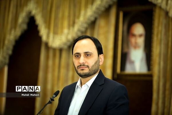 اولین نشست خبری سخنگوی دولت در سال ۱۴۰۲