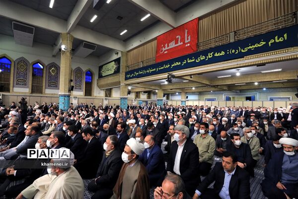 دیدار مسئولان و کارگزاران نظام با رهبر انقلاب