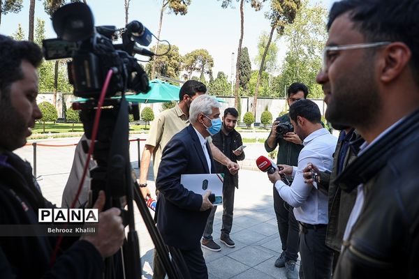 حاشیه جلسه هیات دولت