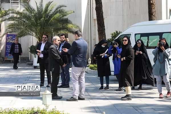 حاشیه جلسه هیات دولت