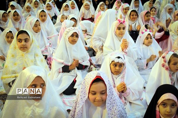 جشن روزه اولی‌ها در آذربایجان غربی