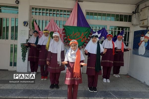 جشن‌میلاد امام‌ حسن مجتبی(ع) در دبستان حضرت زهرا(س)۲ رودهن