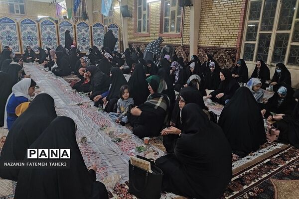 محفل انس با قرآن و تقدیر از حافظان و فعالان قرآنی در فشافویه