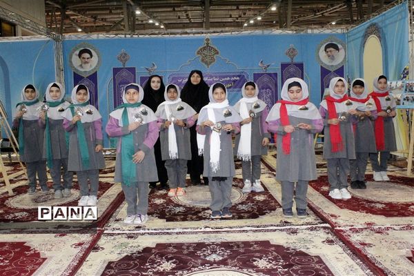 اولین روز هجدهمین نمایشگاه قرآن و عترت استان اصفهان