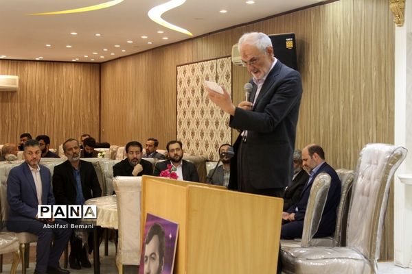 دورهمی فرهنگیان پیشکسوت استان قم در ماه مبارک رمضان