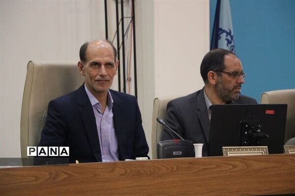 برگزاری مراسم تجلیل از اعضای گروه جهادی سازمان دانش‌آموزی استان اصفهان