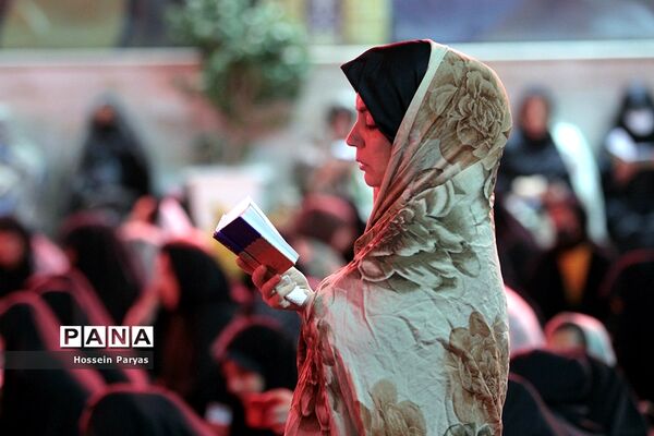 مراسم احیای شب بیست و یکم ماه رمضان در امام‌زاده صالح (ع)