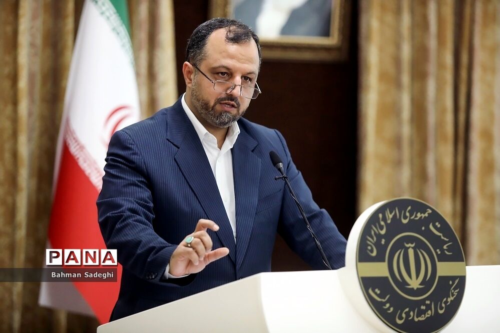 وزیر اقتصاد از  برنامه ۱۵ بندی دولت برای ساماندهی بازار اجاره خبر داد