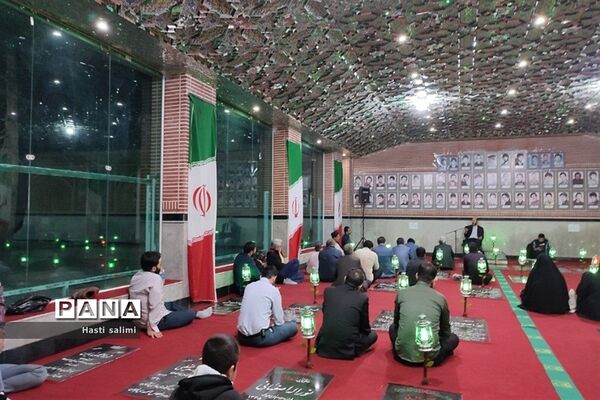 یادبود شهید میلاد حیدری در گلزار شهدای ولی‌آباد قرچک