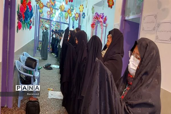 مراسم ضیافت افطاری و جشن میلاد امام حسن مجتبی علیه السلام در مدارس شهرستان اقلید