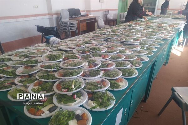 مراسم افطاری و تقدیر از دانش‌آموزان برگزیده دبیرستان میعاد قم