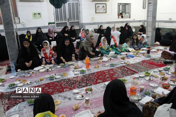 ضیافت همدلی در گلوگاه