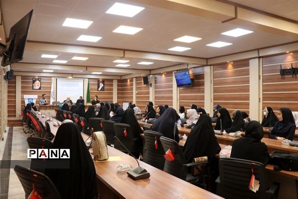 جلسه خبرنگاران پانا با مدیر ستاد اقامه نماز خراسان رضوی