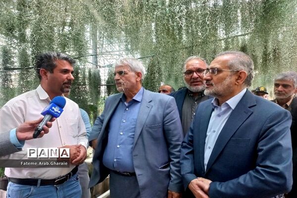 حضور معاون پارلمان رئیس‌جمهوری در پایتخت گل و گیاه ایران