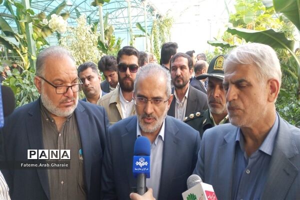 حضور معاون پارلمان رئیس‌جمهوری در پایتخت گل و گیاه ایران