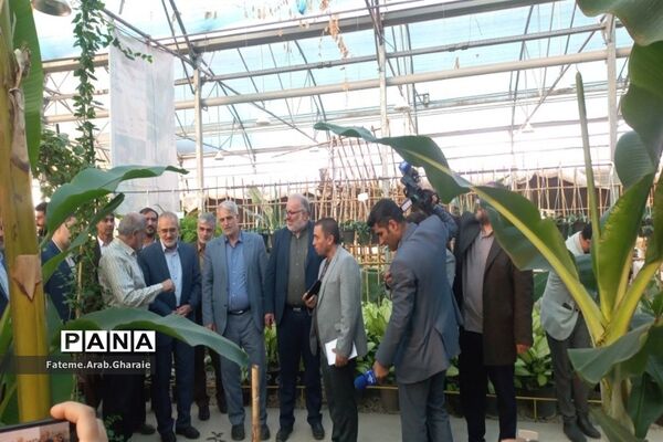 حضور معاون پارلمان رئیس‌جمهوری در پایتخت گل و گیاه ایران