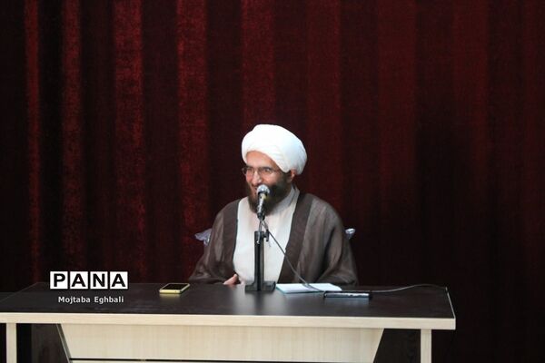ضیافت افطاری دانشجویان دانشگاه فرهنگیان شهرتهران