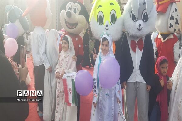 جشن بزرگ مادر و دختری  روزه اولی ها در حرم مطهر شاهچراغ (ع)