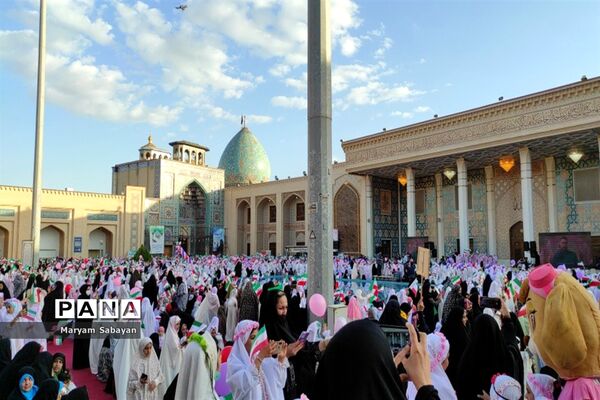 جشن بزرگ نمک پروردگان حسنی ویژه دختران روزه اولی ‌در شیراز