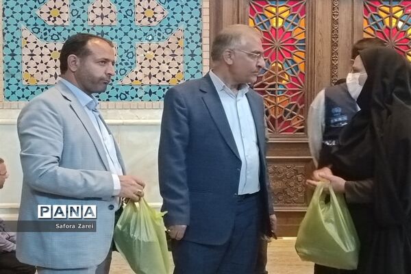 جشن روزه اولی ها با حضور بیش از چهار هزار دختر شیرازی در حرم مطهر حضرت شاهچراغ (ع)